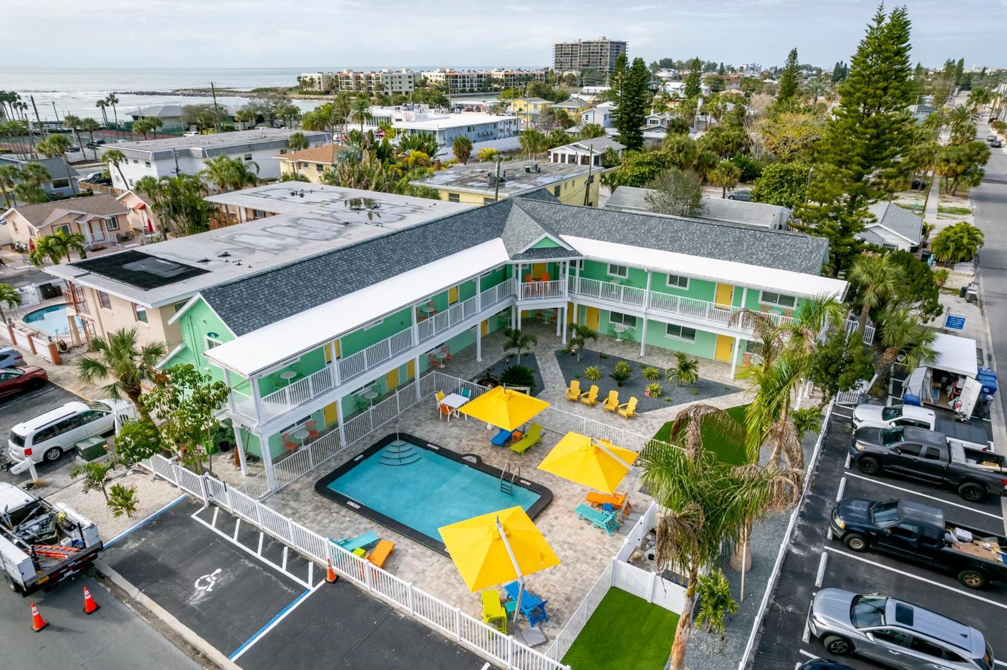 The Lofts At St Pete Beach セント・ピート・ビーチ エクステリア 写真